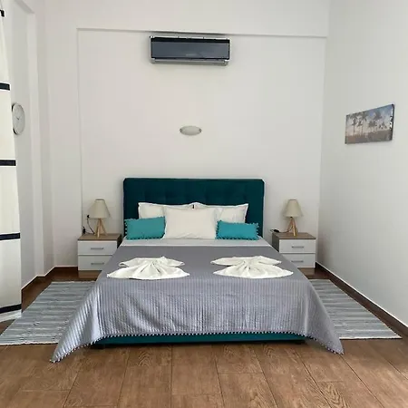 Grande Blue With Private Bay Vakantiehuis Archangelos (Rhodes)
